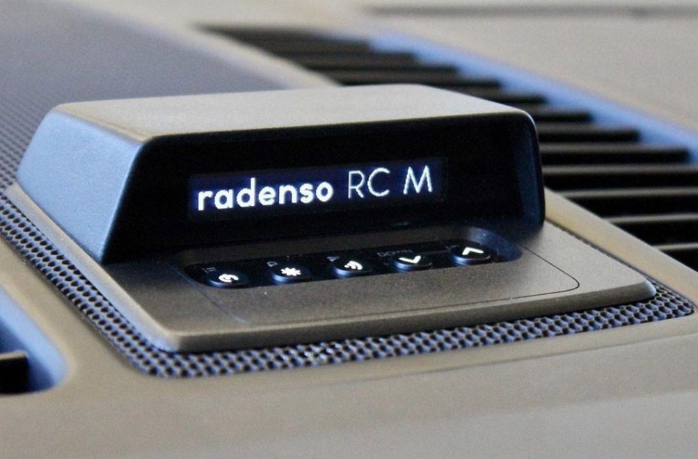 Radenso RC M display and controller split on dash, by Musicar Northwest