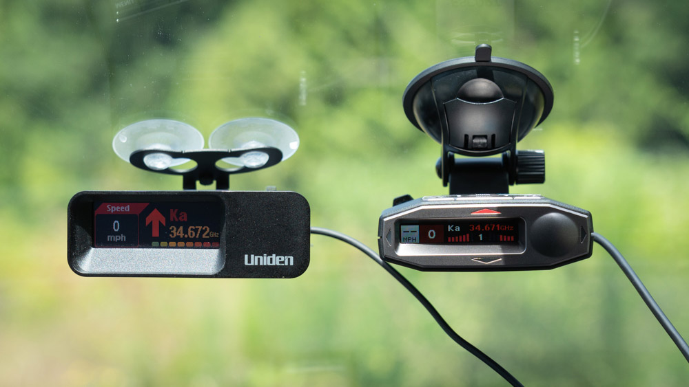 Uniden R7 and Escort Max 360c alerting to Ka 34.7 ahead