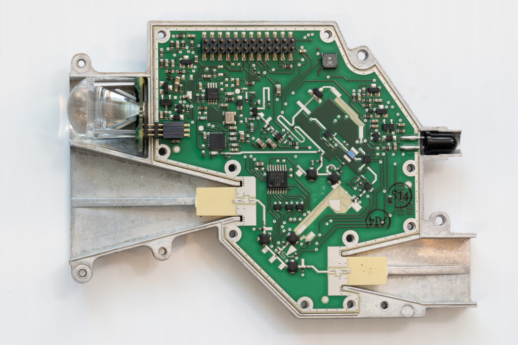 V1 Gen2 Internal PCB in horn